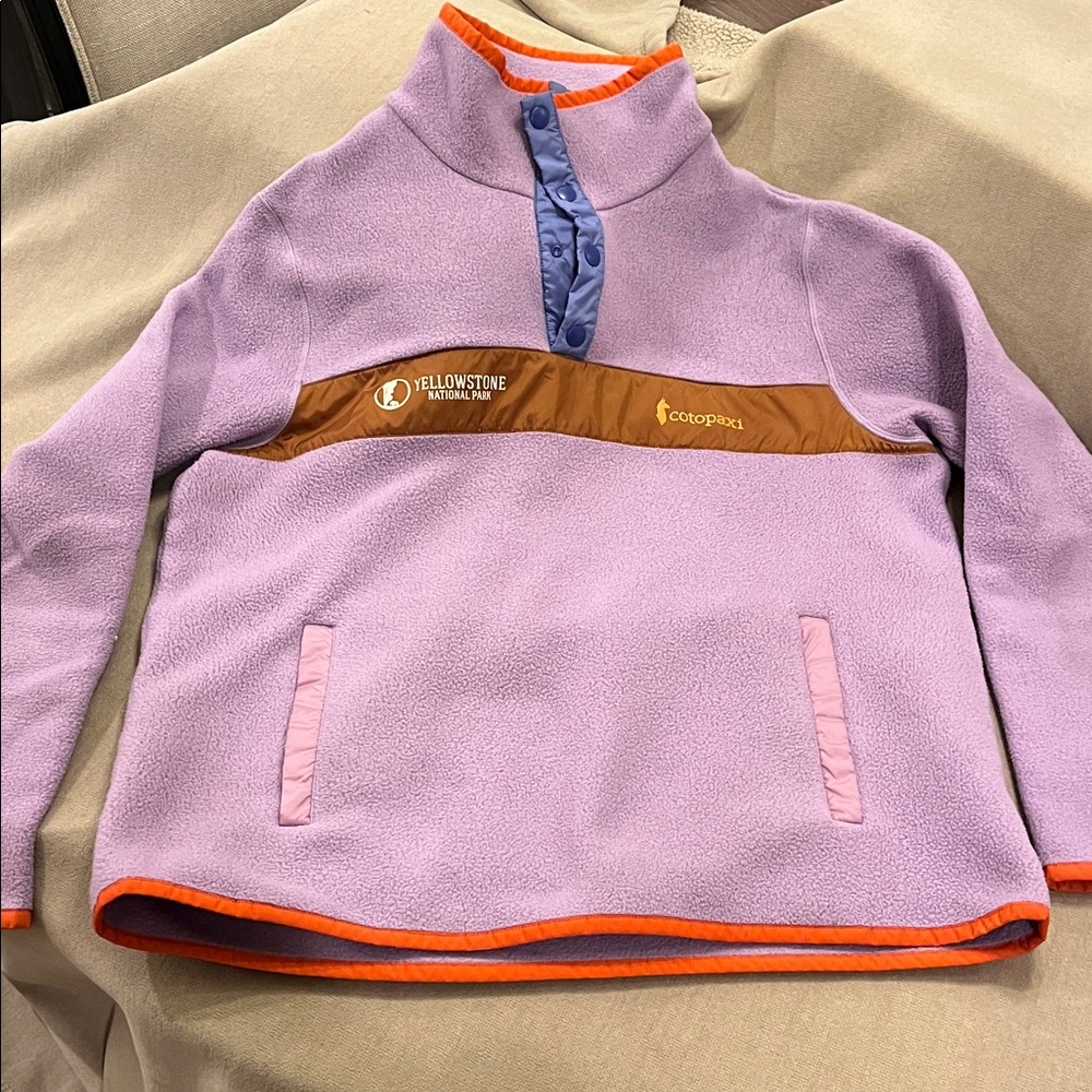 cotopaxi Lilac Fleece Pullover with Chest Stripe - cotopaxi x Yellowstone